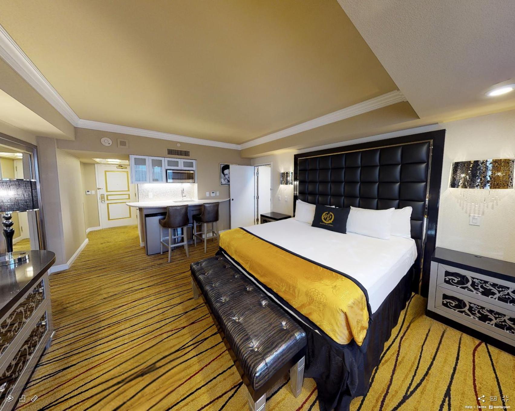 Hotel Paradise In Las Vegas In A Two Bedroom Villa