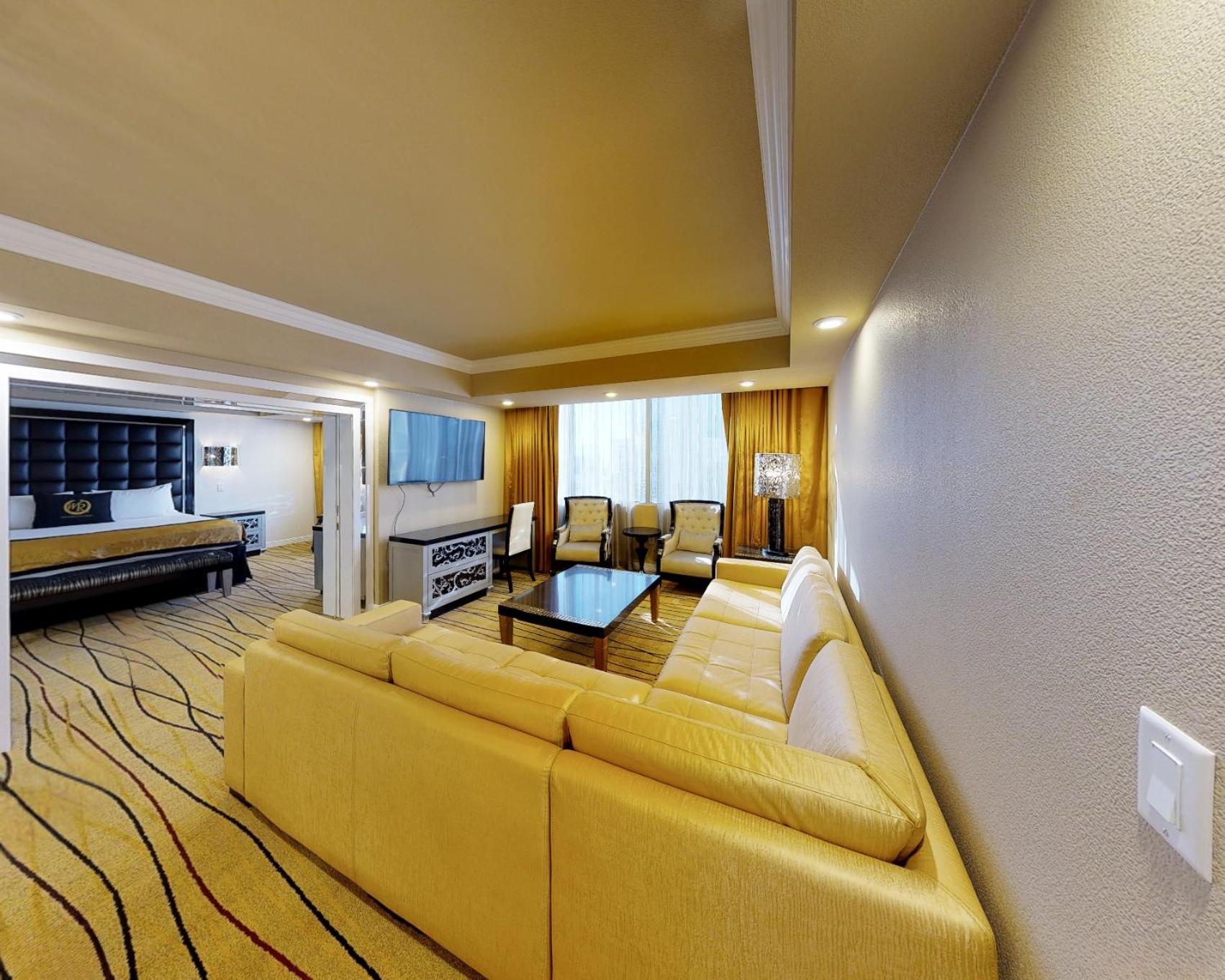 Paradise In Las Vegas In A Two Bedroom Villa 4*